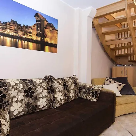 Hotel Apartament White Lions 3*