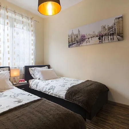 Apartament White Lions 3*