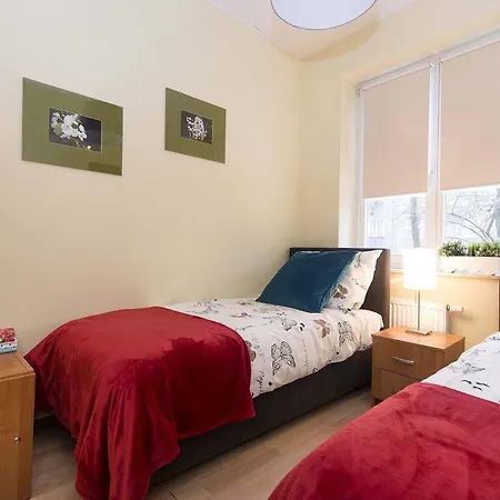 Hotel Apartament White Lions 3*